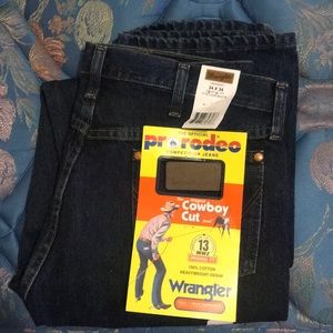 34x34 wrangler original fit cowboy cut nwt